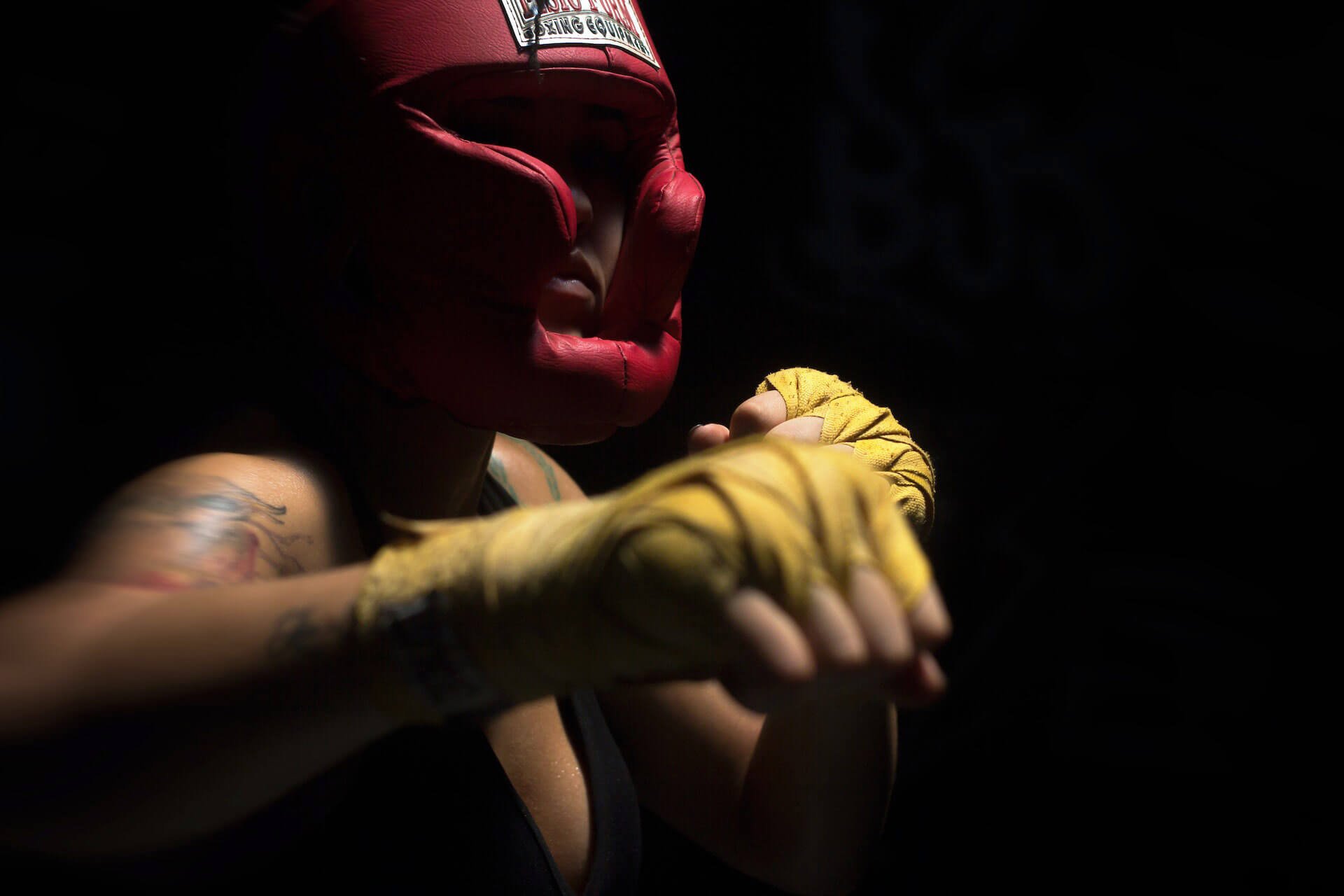 ΠΟΛΙΤΙΚΗ ΑΠΟΡΡΗΤΟΥ fight gym Γυμναστήριο πολεμικών τεχνών Καβάλα